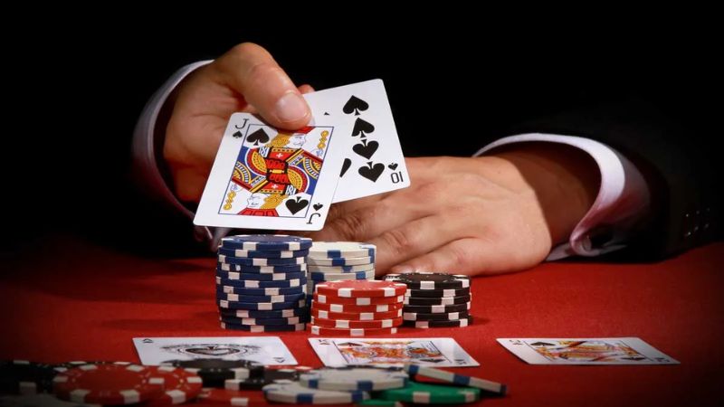 Để chiến thắng Poker tại Topzo bạn cần áp dụng các chiến thuật hợp lý